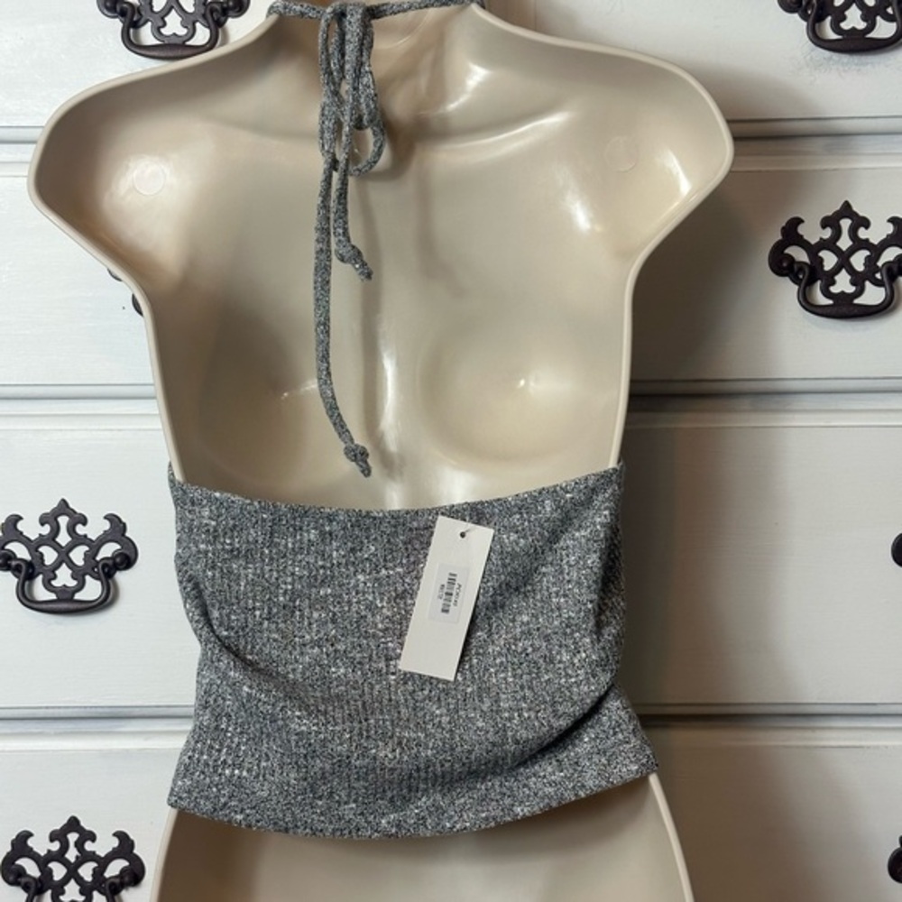 ‎Retro Halter Top - Picture 5 of 14
